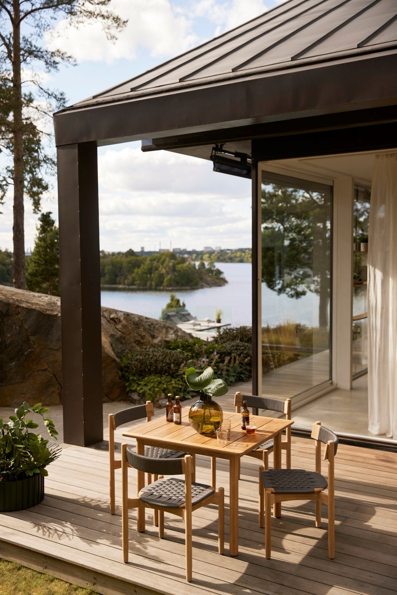 Квадратный стол из тикового дерева Skargaarden костер ARCH-00015245 - Вид №1