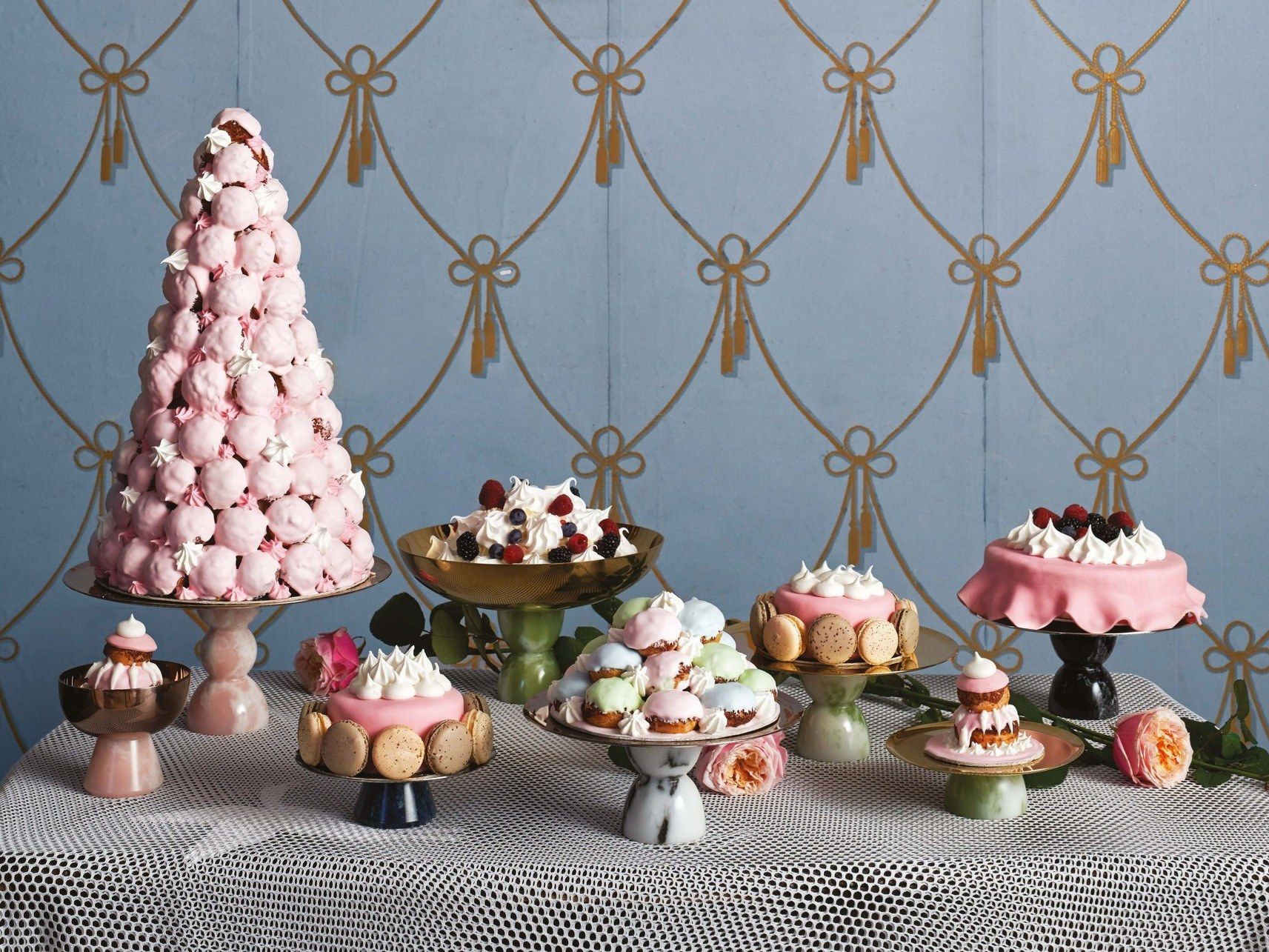 Большой фартук из нержавеющей стали с основанием из смолы Sambonet Madame ARCH-00019712 - Вид №1