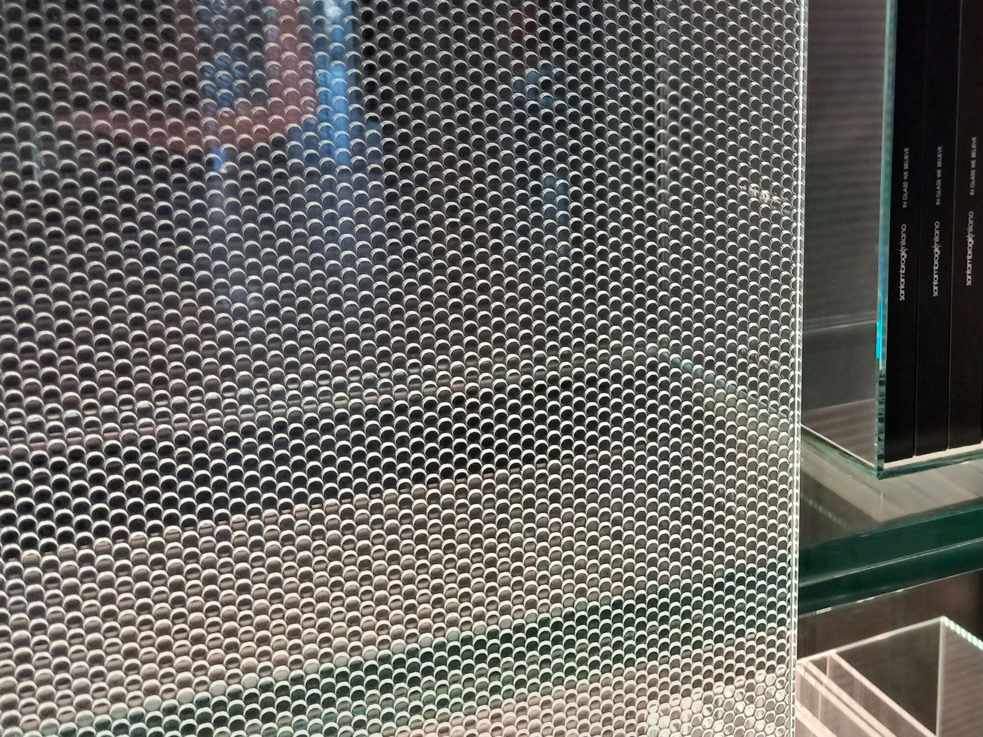 Прозрачное стекло, выгравированное с одной стороны, с текстурой Madras® Madras® Texturizati ARCH-00123202