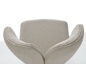 Мягкий стул из ткани