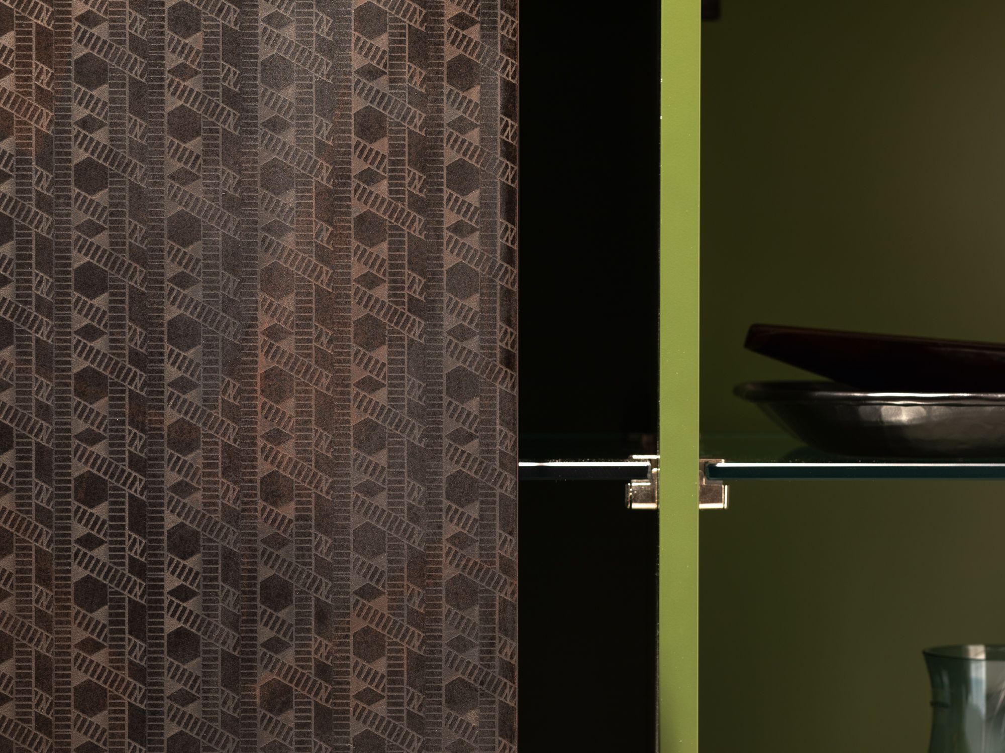 Деревянный шкаф с копланарными дверями Capo d’Opera ателье ARCH-00093081 - Вид №2