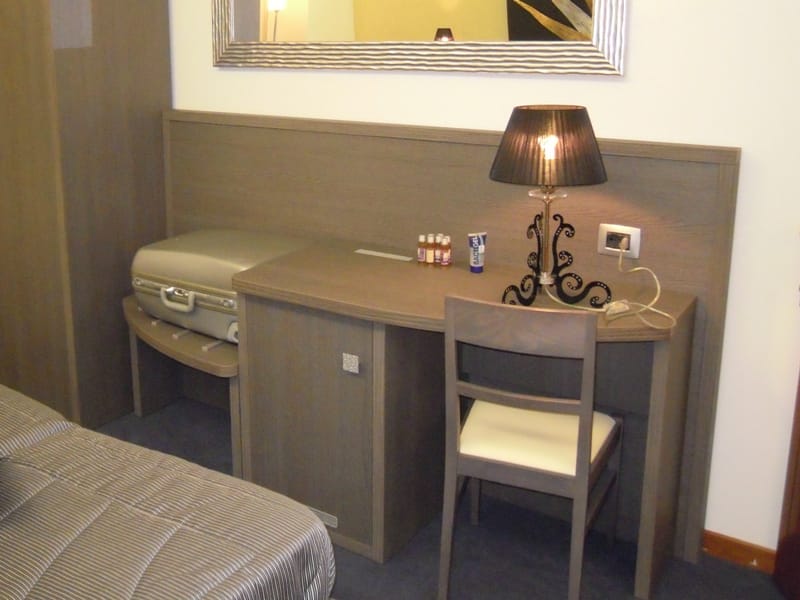 Стол для контракта Mobilspazio Zeus ARCH-00136733 - Вид №1