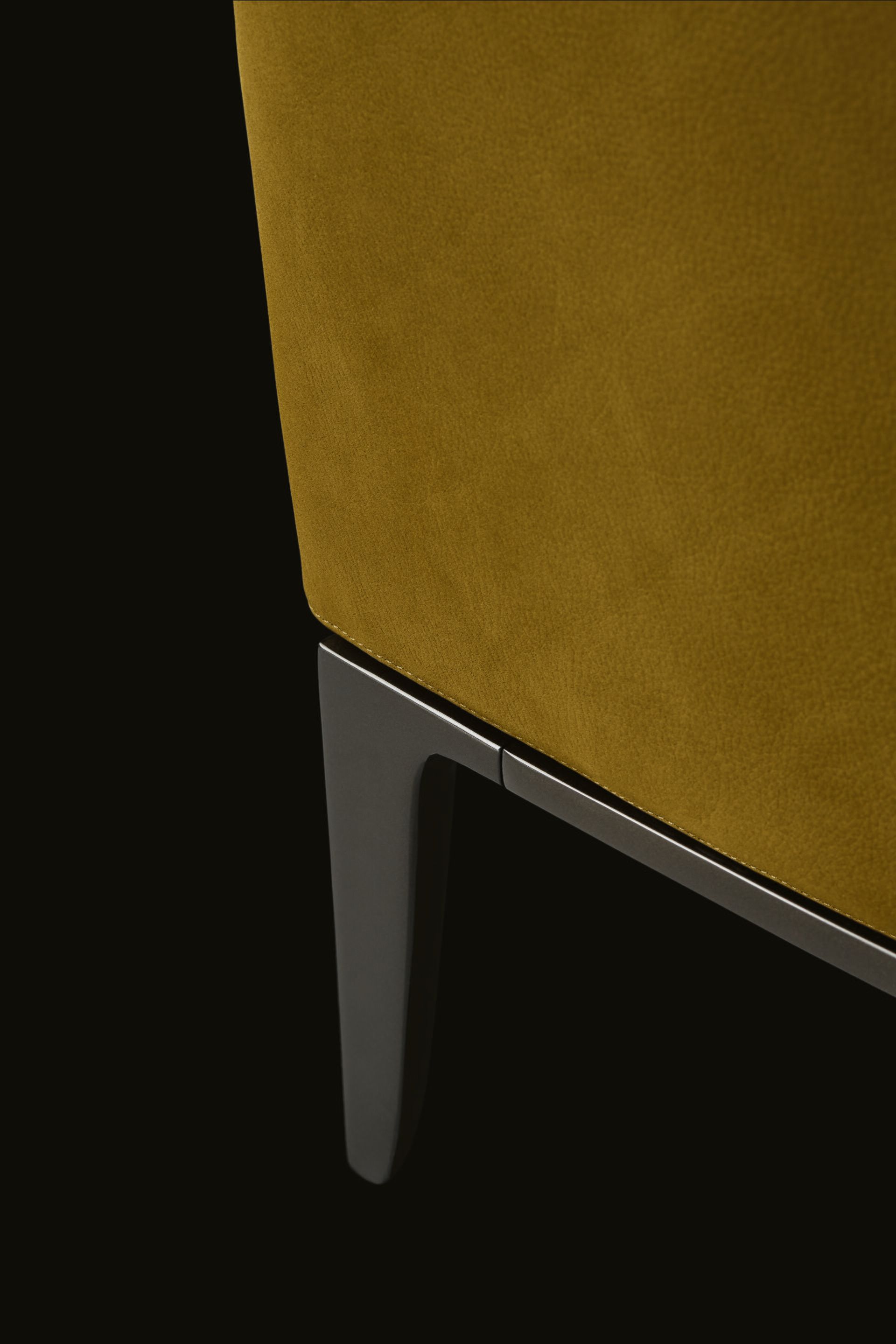 Кожаное кресло с подлокотниками Poliform джентльмен ARCH-00063808 - Вид №1