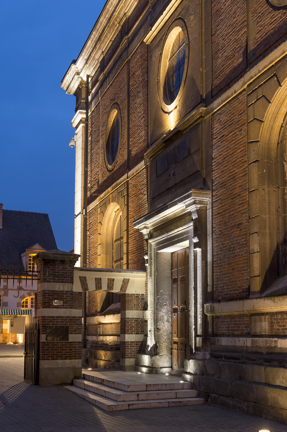 8302208 Встраиваемый в пешеходный пол Platek MINI  MINI - 8 LED RGBW 44° - Вид №15