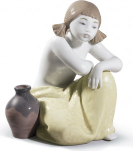 10669177 LLADRO Фигурка Lladro "Дейзи" 16х14см Фарфор