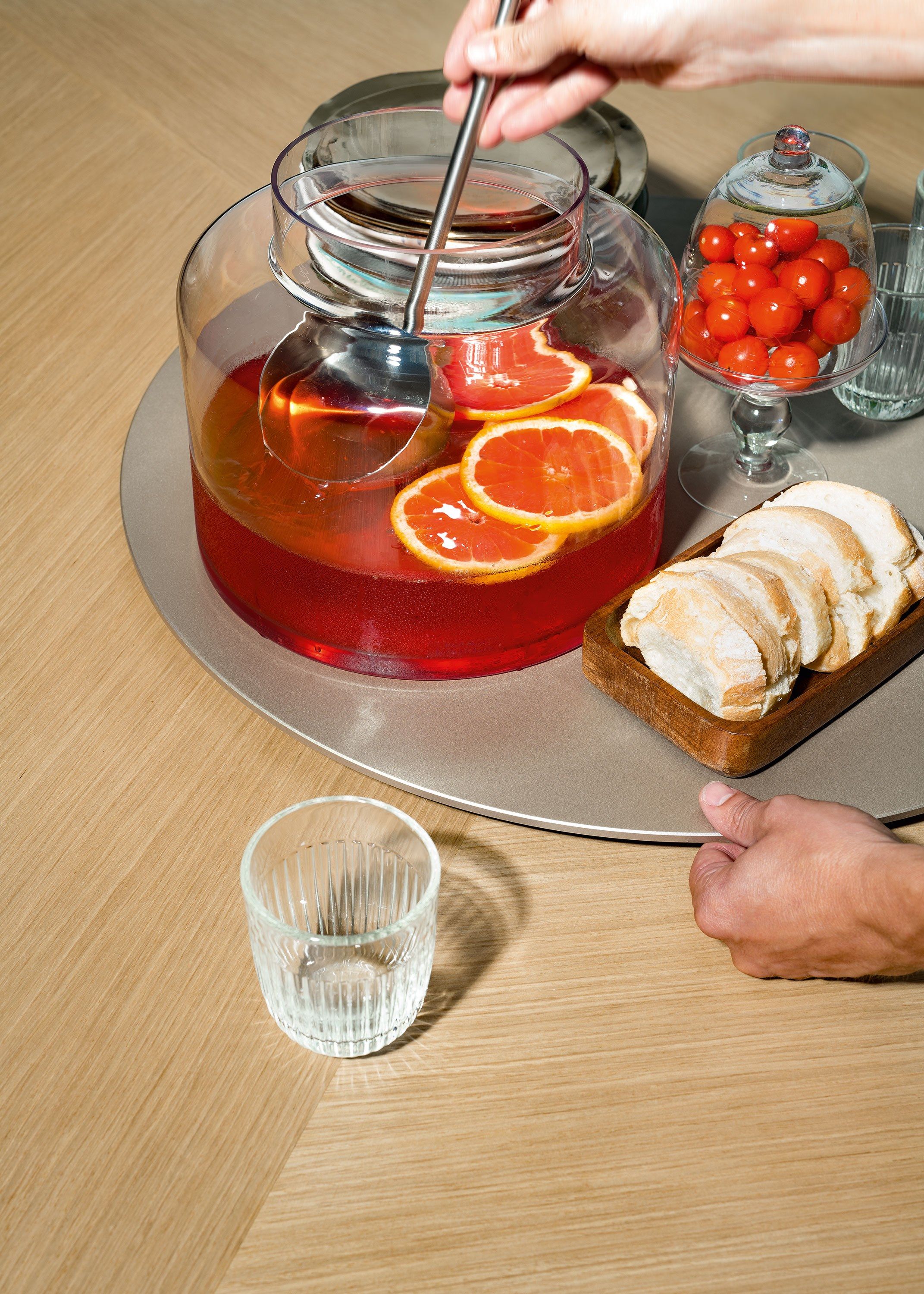 Круглый обеденный стол Kristalia Holo Pillar ARCH-00062353 - Вид №9