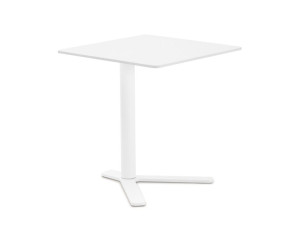 Квадратный садовый столик