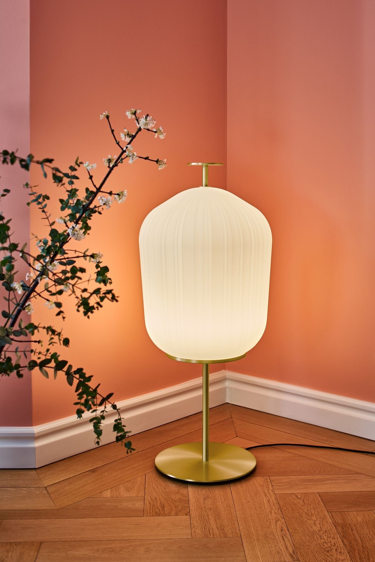 Алюминиевый и стеклянный светодиодный торшер Classicon Plissée ARCH-00095717 - Вид №8