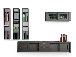 Деревянная секционная оборудованная стена