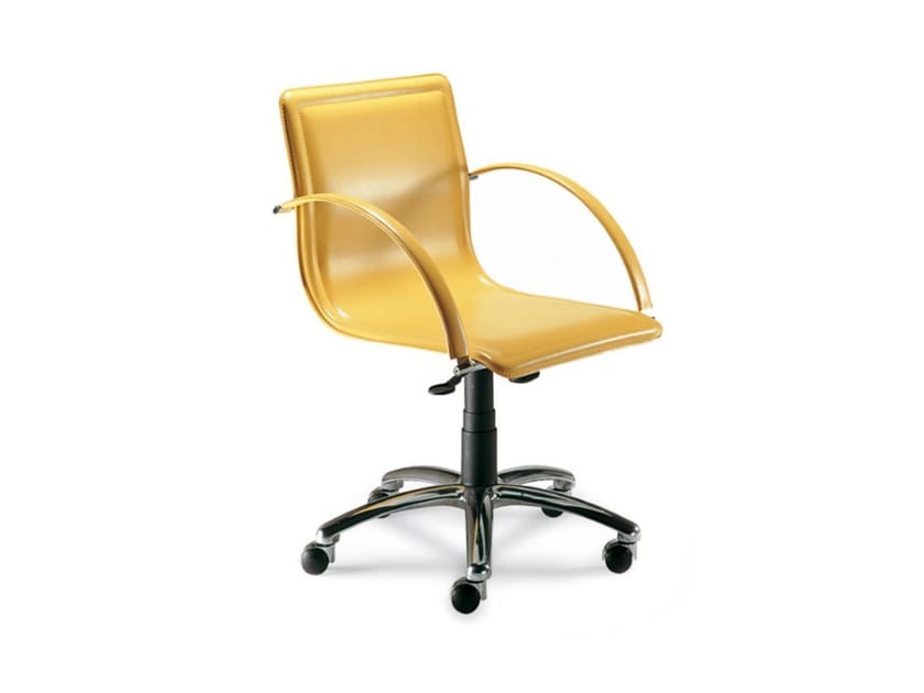 Кожаный регулируемый по высоте офисный стул с подлокотниками ROCHE BOBOIS IBIZA ARCH-00125000