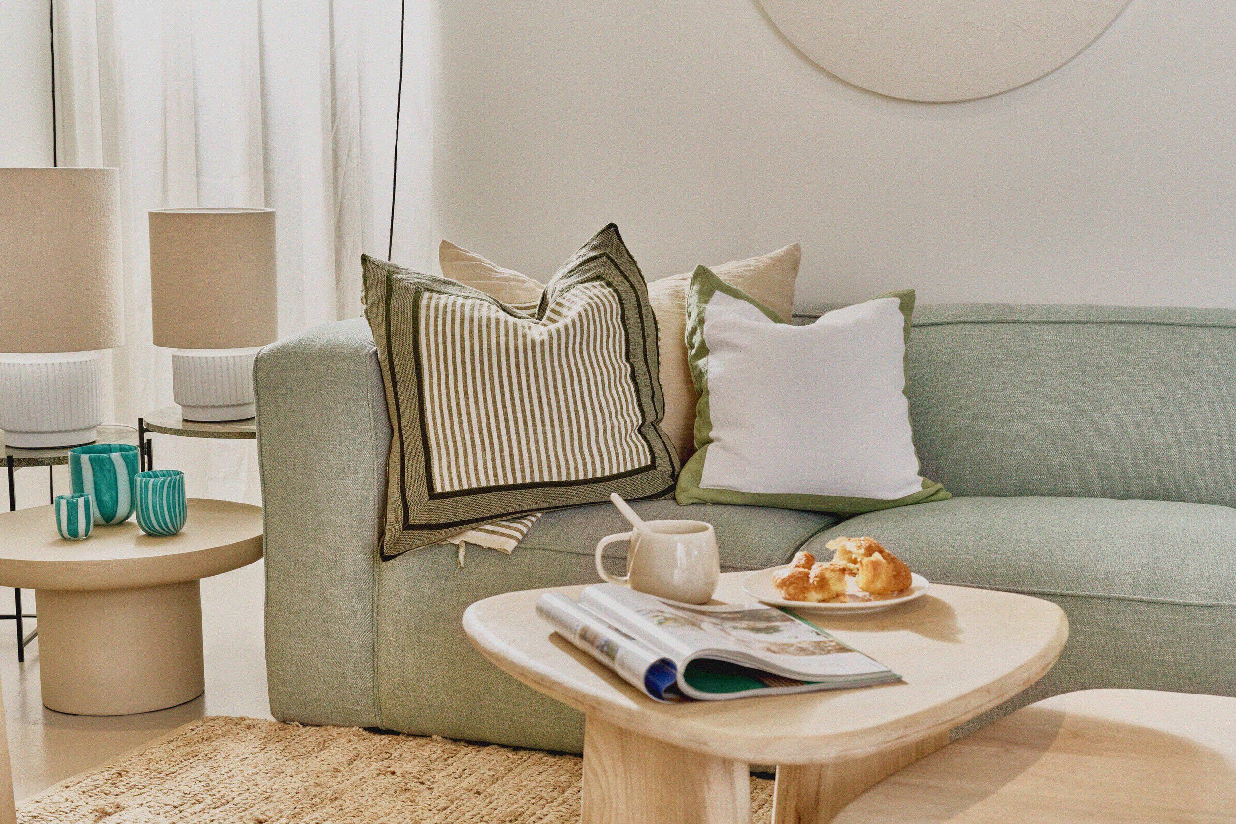 Квадратная льняная подушка POMAX Сен-Тропе ARCH-00102402 - Вид №2