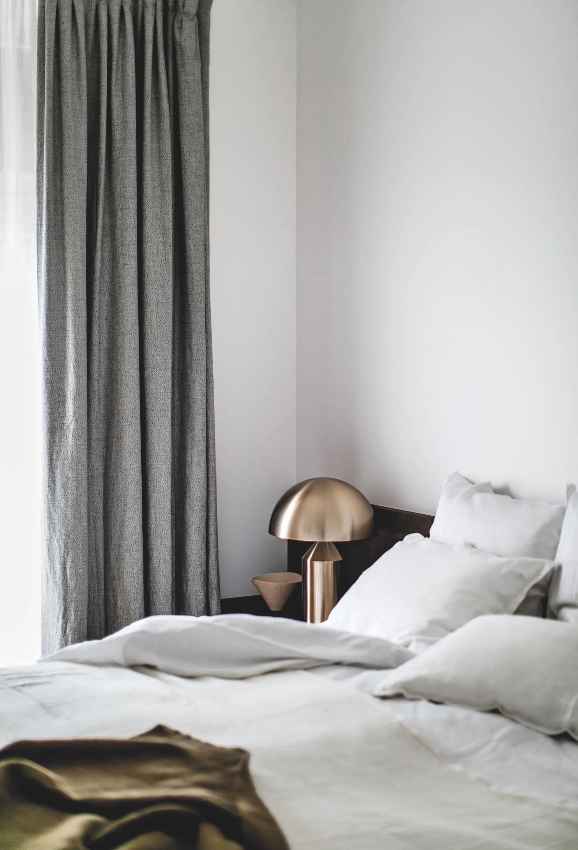 Металлическая настольная лампа In Stock Oluce ARCH-00082044 - Вид №3