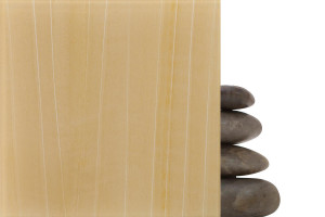 FSRT335 Стекло Vivispectra elements показано в конфигурации отражения с промежуточным слоем яркого изображения и стандартной отделкой Forms-surfaces