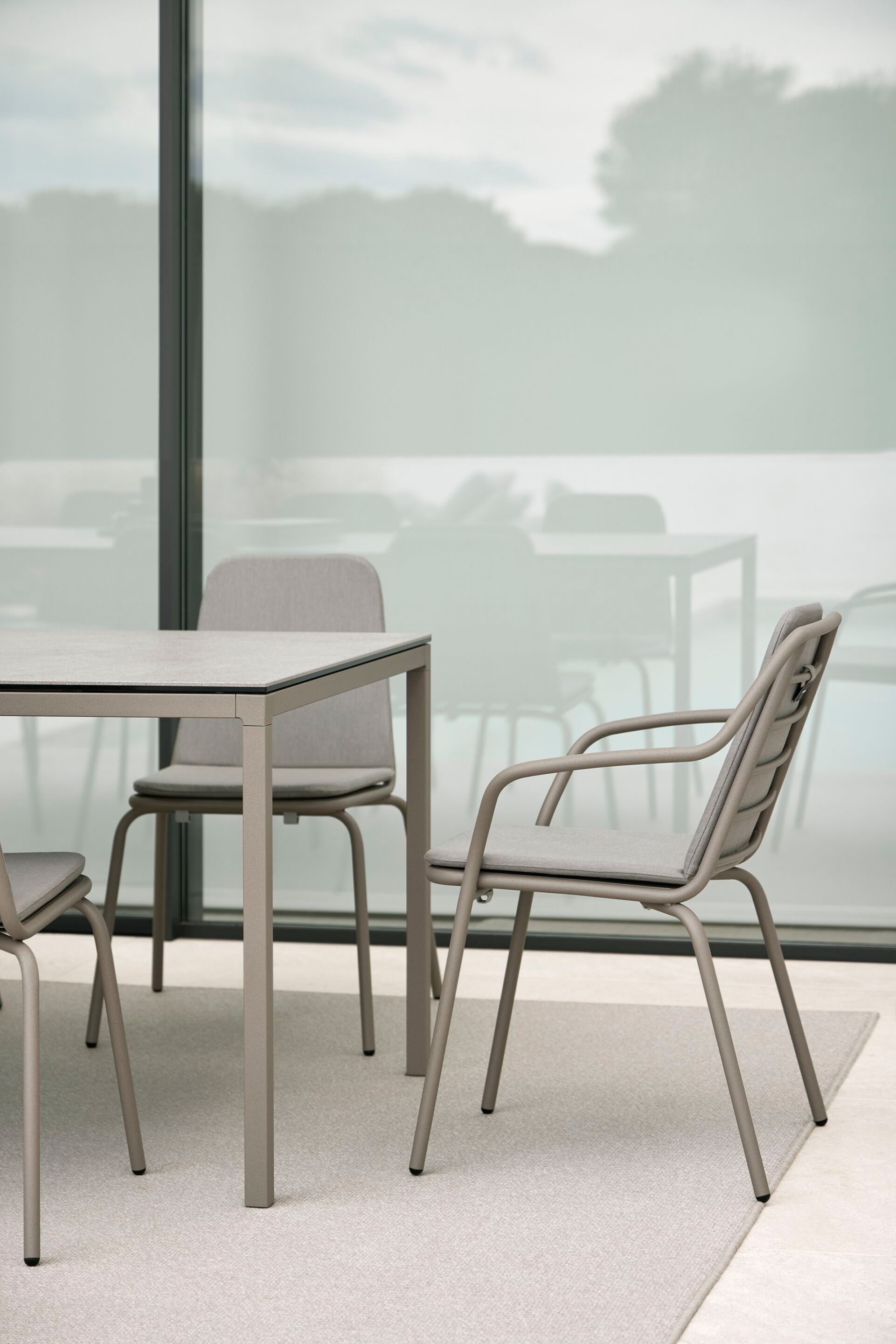 Прессованный алюминиевый садовый стол MUSOLA Brise ARCH-00056079 - Вид №9