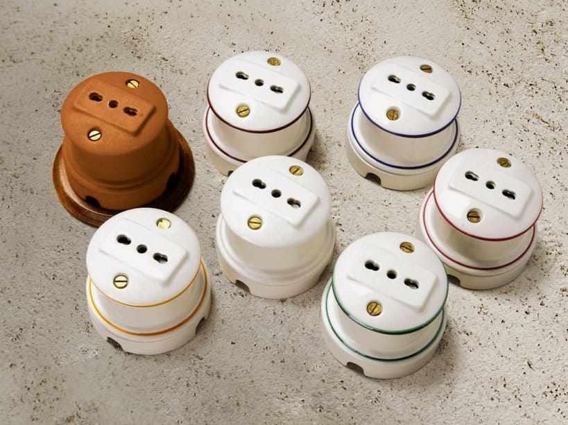 Керамическая одиночная электрическая розетка Aldo Bernardi Antares ARCH-00126261 - Вид №1