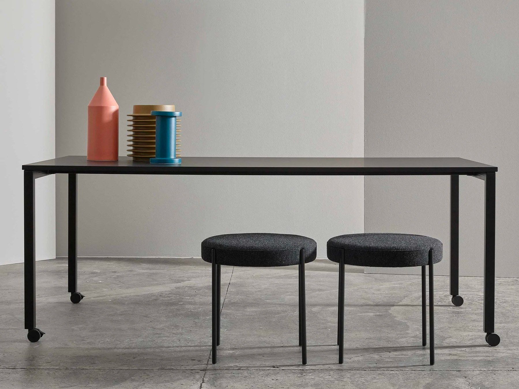 Прямоугольный выдвижной стол с колесами VERPAN Panton ARCH-00092622