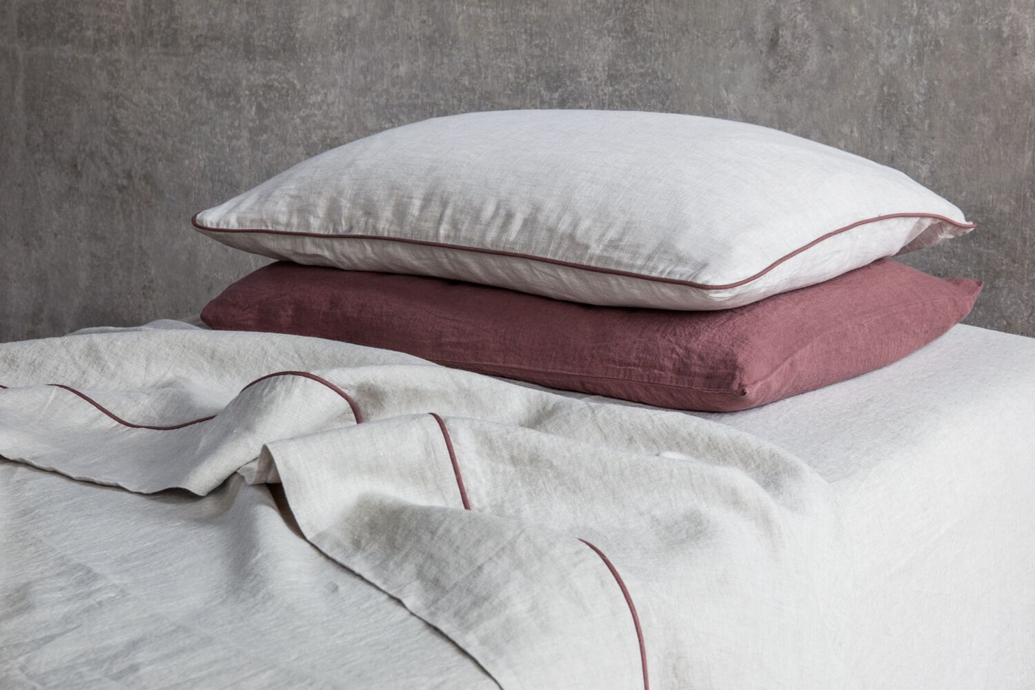 Льняная наволочка с окантовкой Once Milano трубопроводы ARCH-00078067 - Вид №3