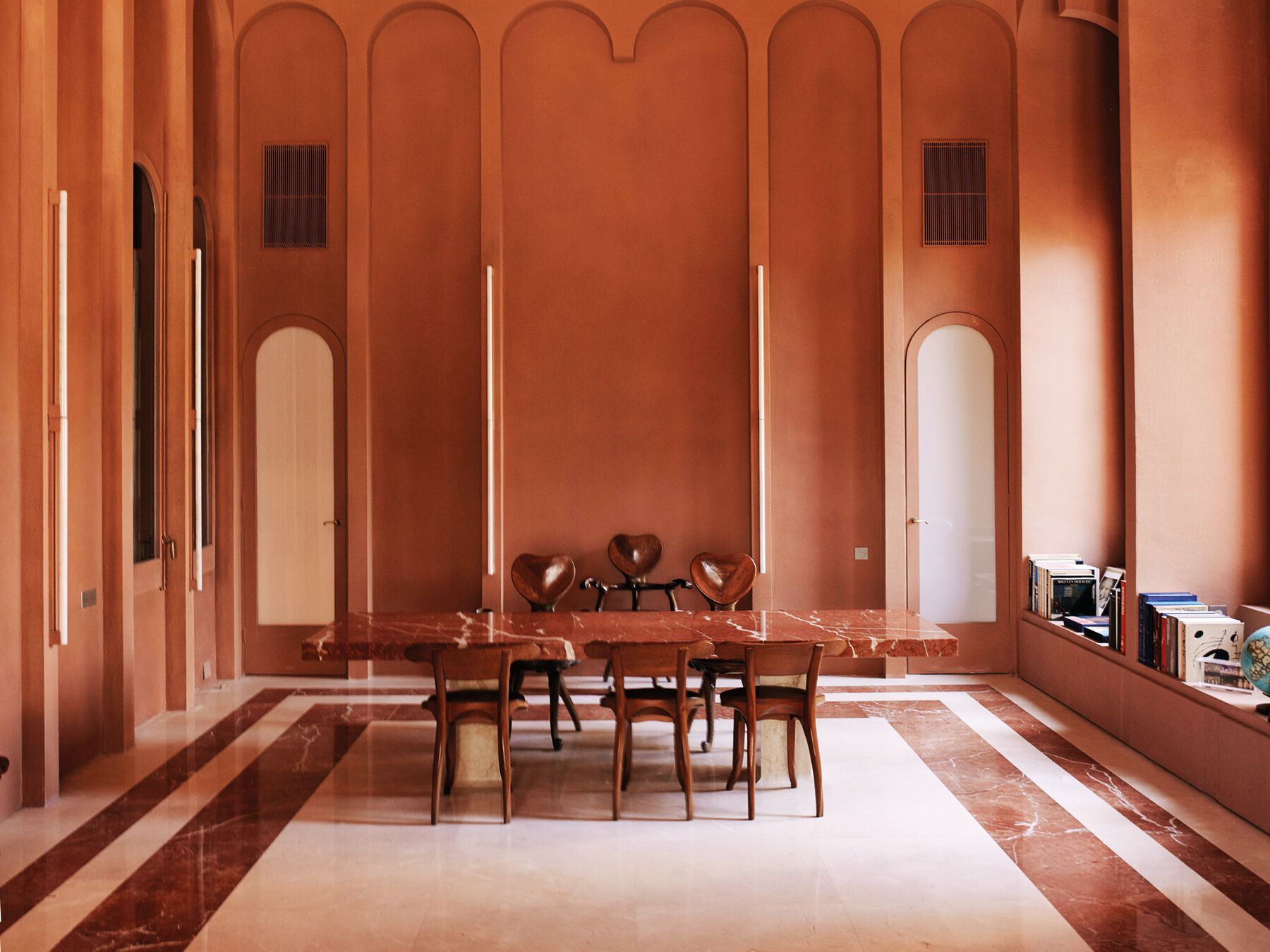 Стул из массива дерева с подлокотниками BD Barcelona ARCH-00142689 - Вид №12