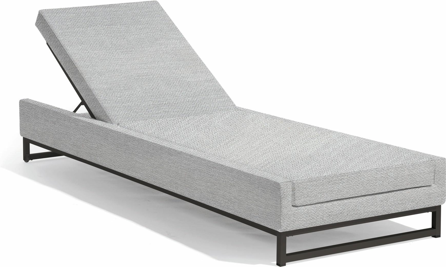 MNST603 Шезлонг lotus smokey 215 Manutti Zendo