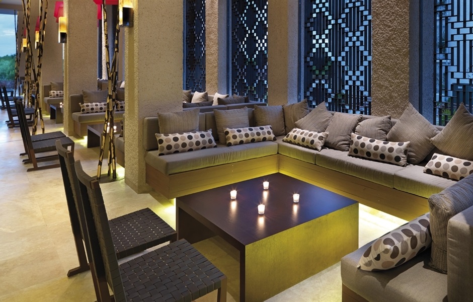 043021 Столик Andreu World Closed