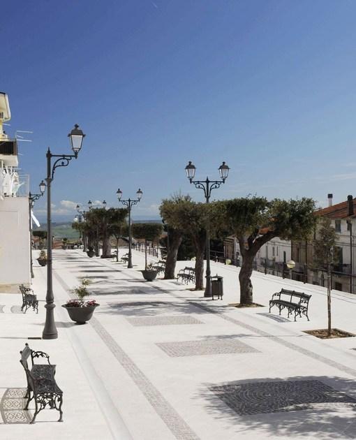 Neri Изогнутая чугунная скамья с подлокотниками Scilla 2067 - Вид №2