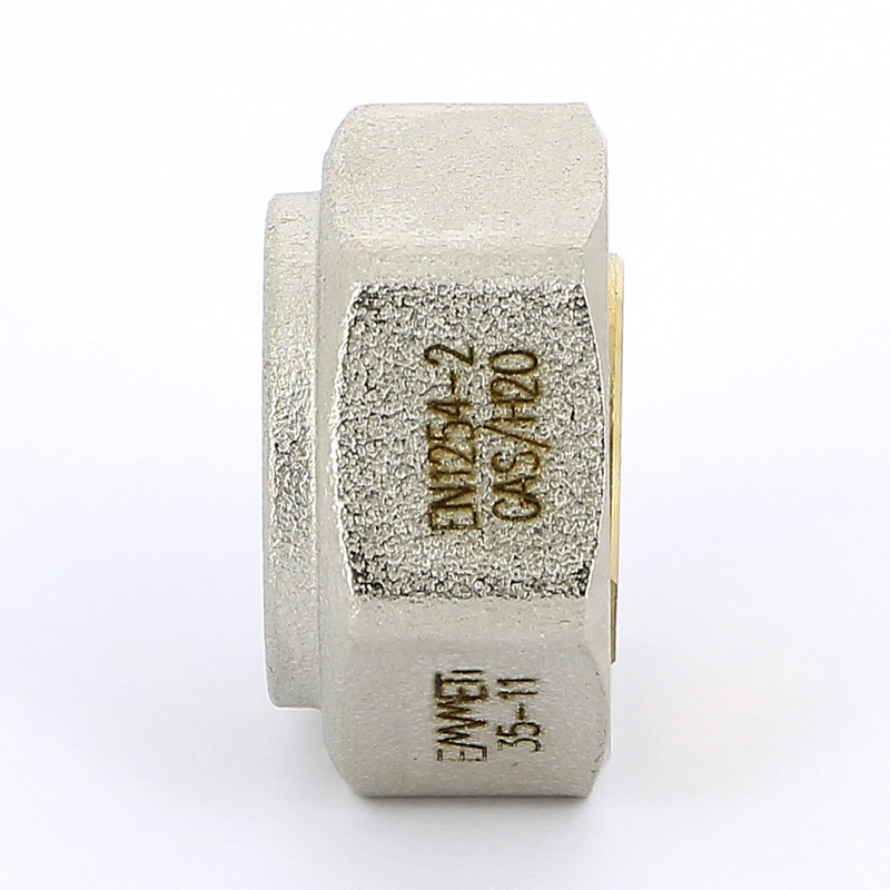 Заглушка В выходов коллектора EMMETI M24x19 01321460