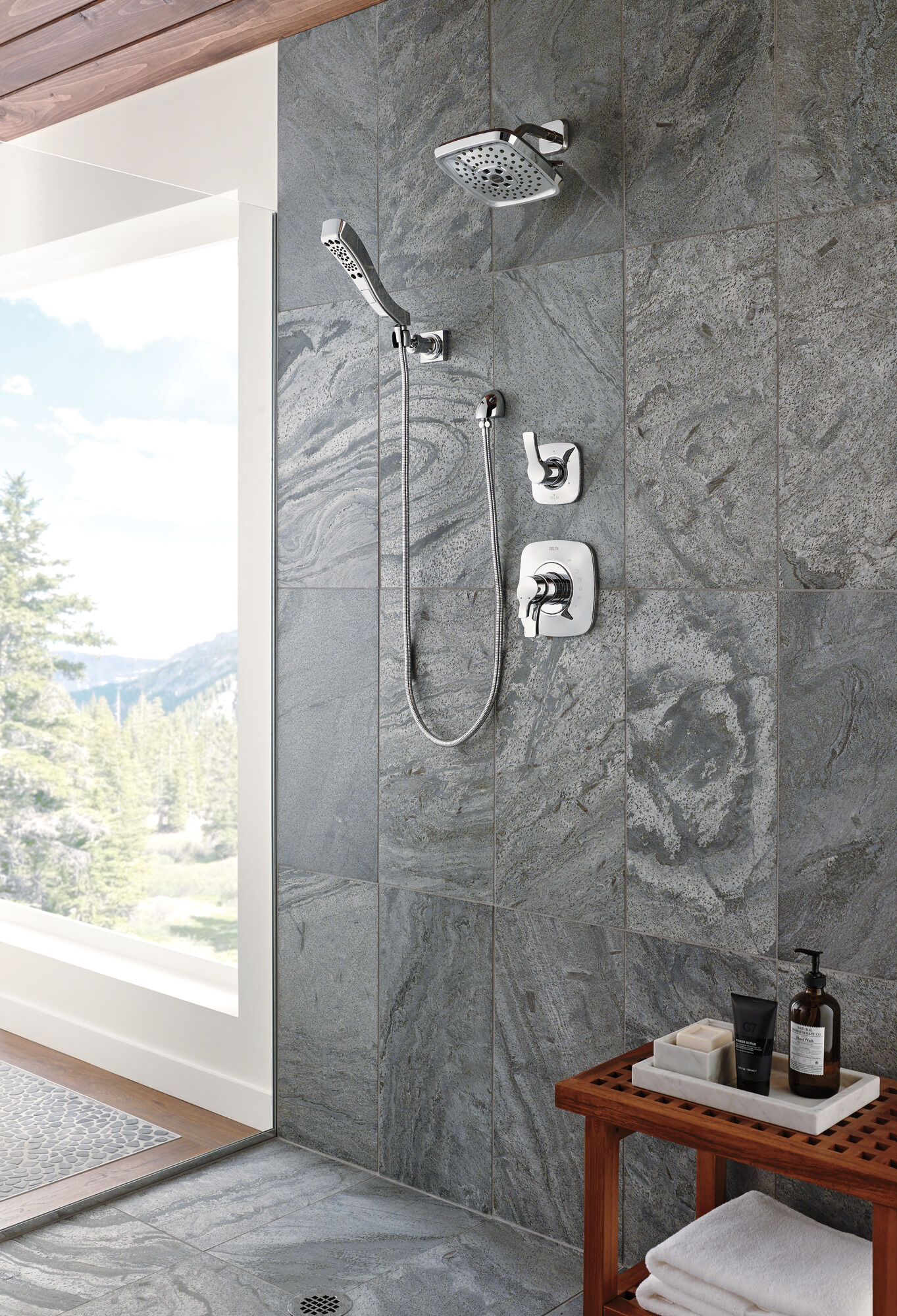 55552-PN H2Okinetic® Ручной душ с 4 настройками для настенного монтажа Delta Faucet Universal Showering Полированный никель  - Вид №4