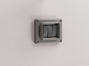 Анодированная алюминиевая пластина для розеток и выключателей