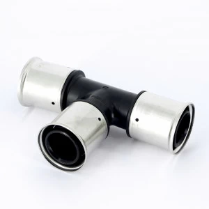 Тройник пресс PVDF HENCO 40х40х40