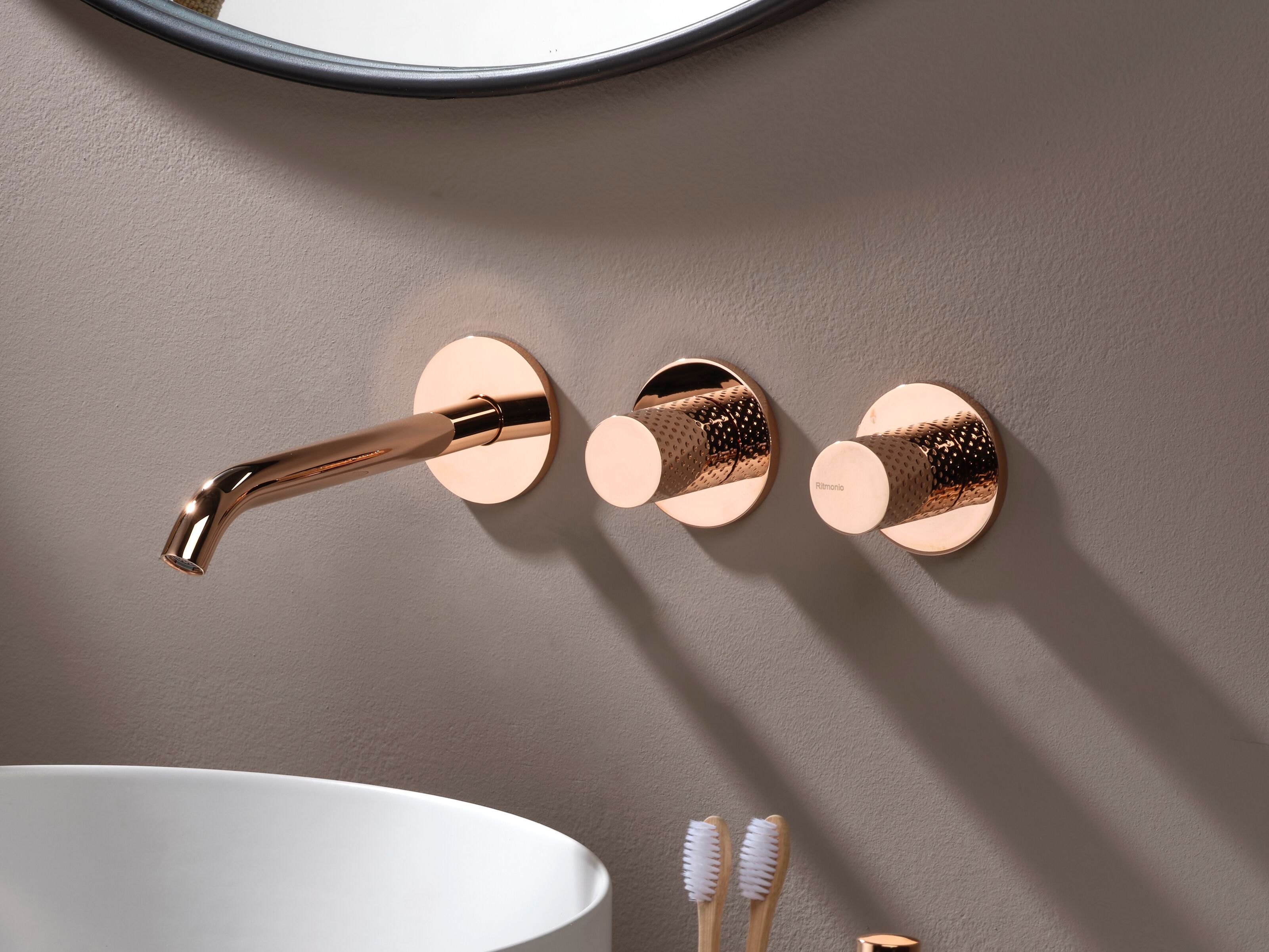 Настенный смеситель для раковины Ritmonio диаметр 35 отпечатков пальцев ARCH-00150689