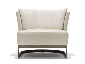 Кожаное кресло