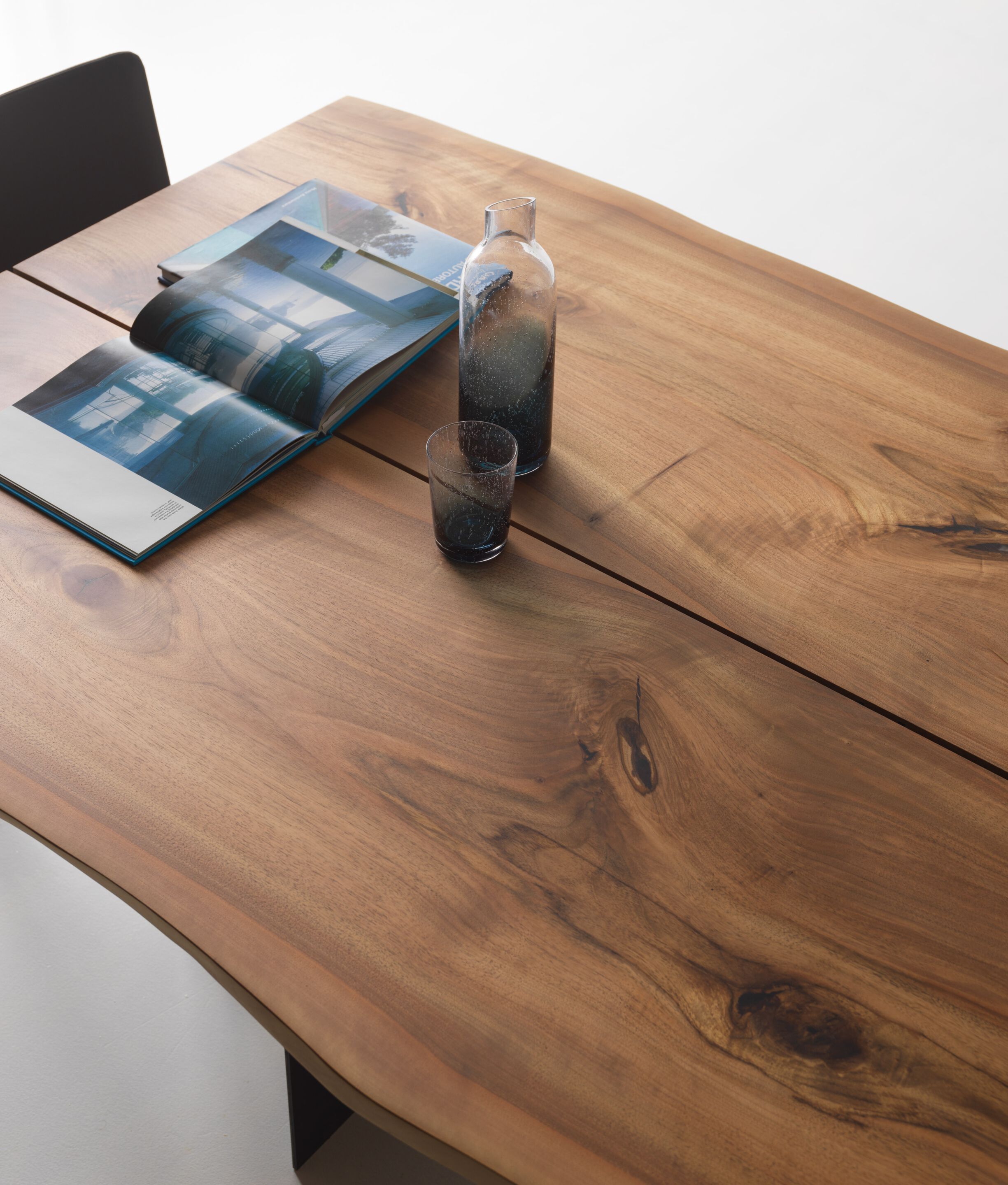 Европейский стол из грецкого ореха Tabula Plurima ARCH-00061604 - Вид №3