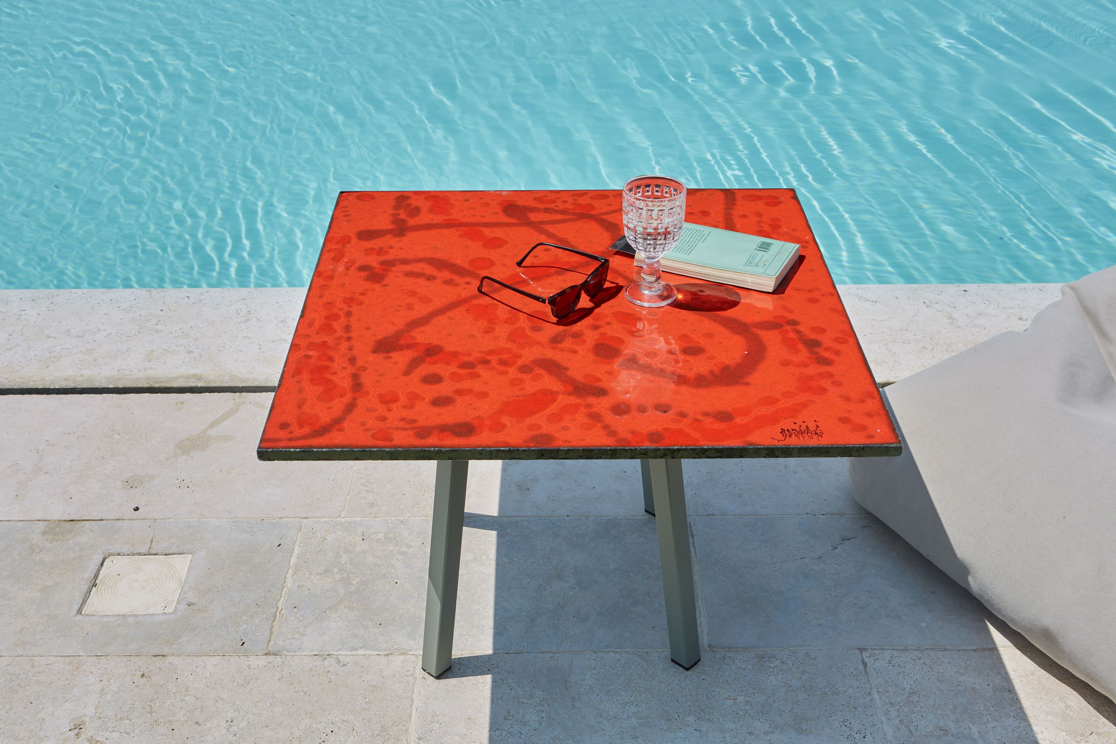 Журнальный столик из фаянса и нержавеющей стали DOMIZIANI современный ARCH-00061734 - Вид №1