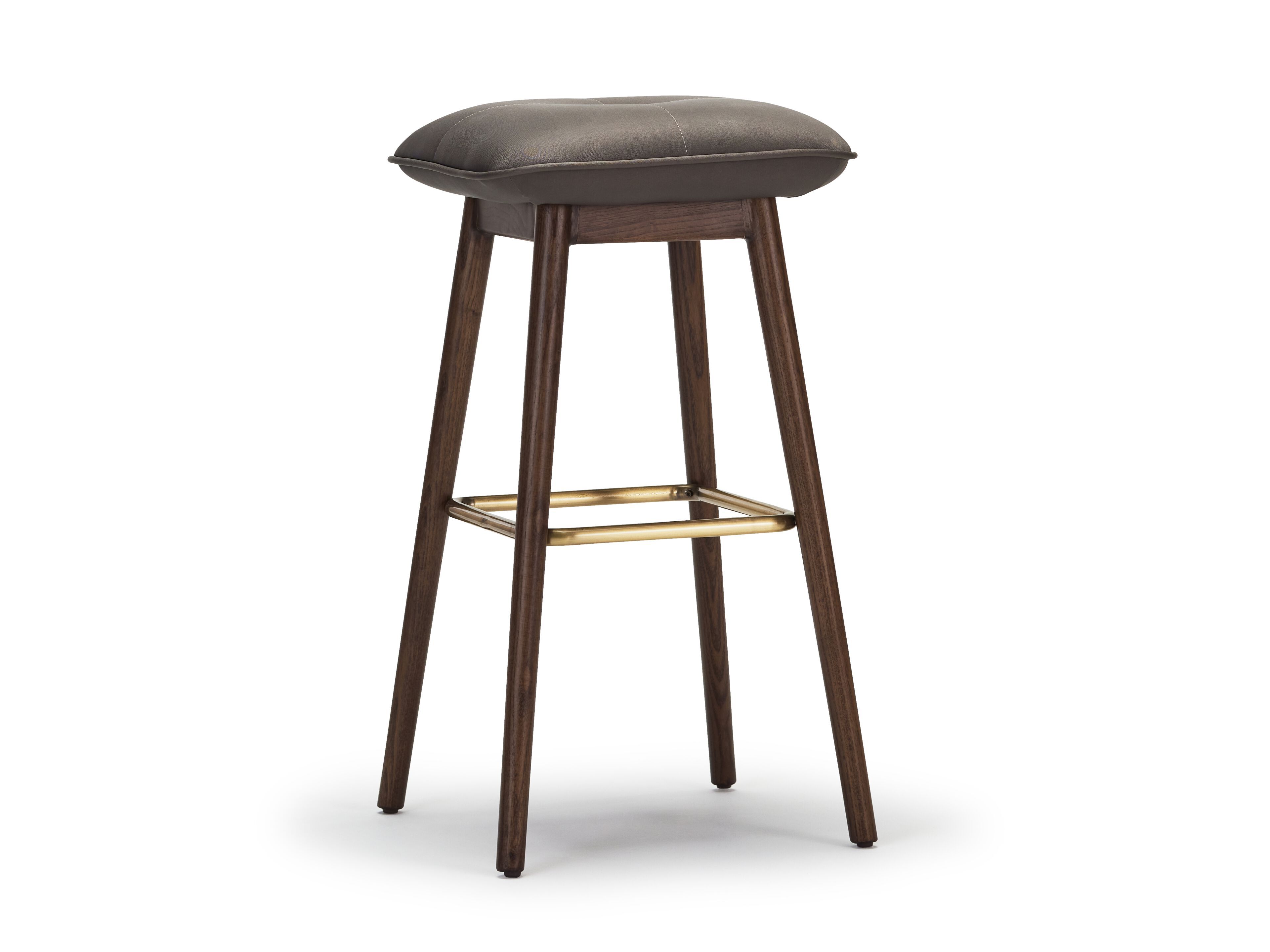 Высокий стул из кожи и ясеня с подставкой для ног Papell Design Squarez ARCH-00089511