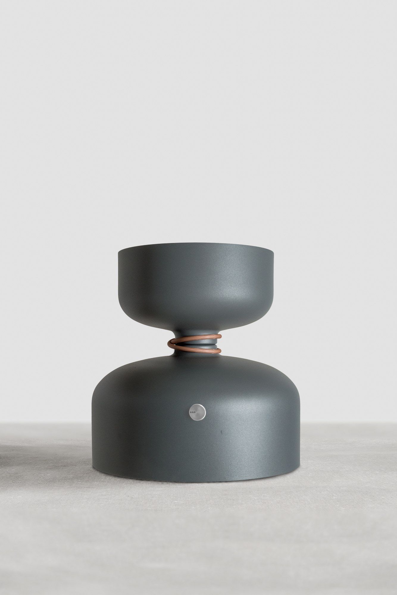 Алюминиевая светодиодная настольная лампа A-N-D Spotlight Volumes ARCH-00083703 - Вид №6