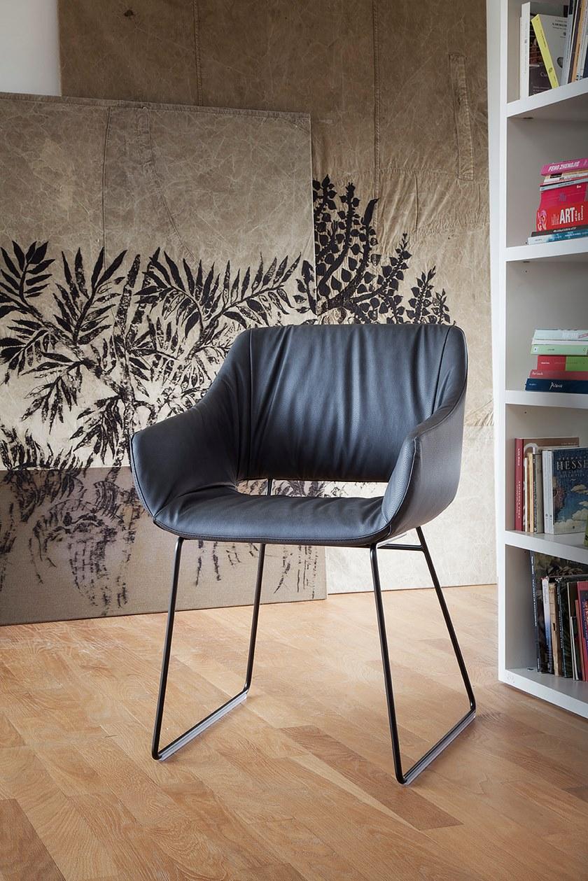 Tonon Кожаное кресло-салазки с подлокотниками Lili 1w7.03 - Вид №1