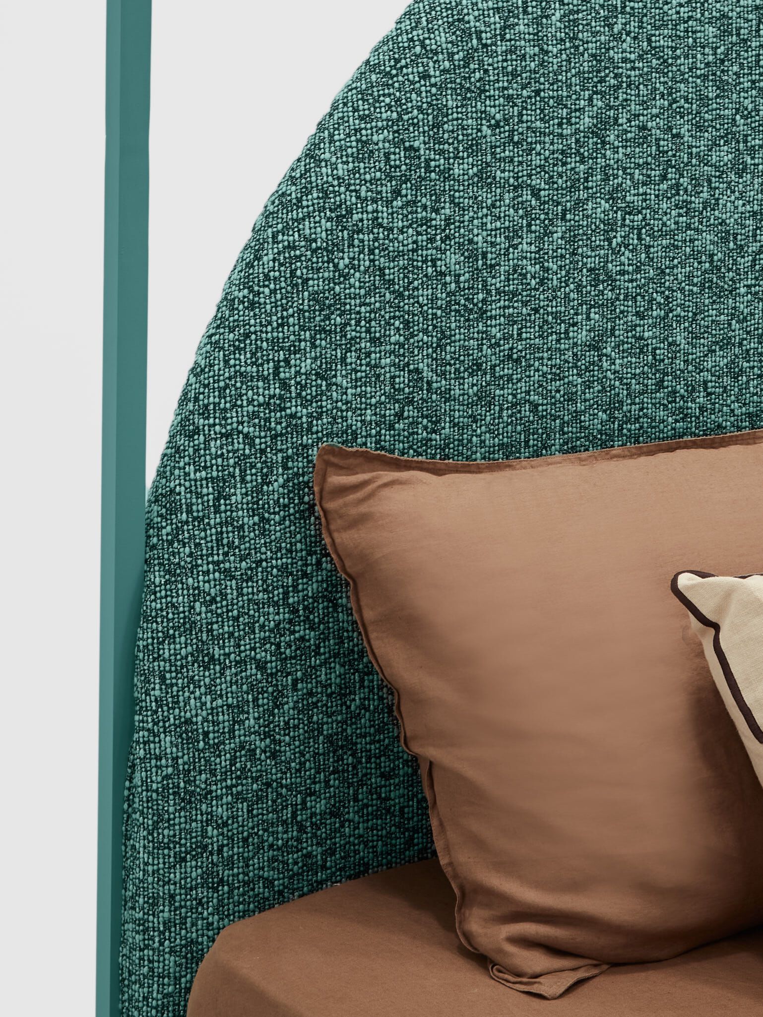 Двуспальная кровать из кованого железа с мягким изголовьем Lispi SOTTILETTO ARCH-00128396 - Вид №3