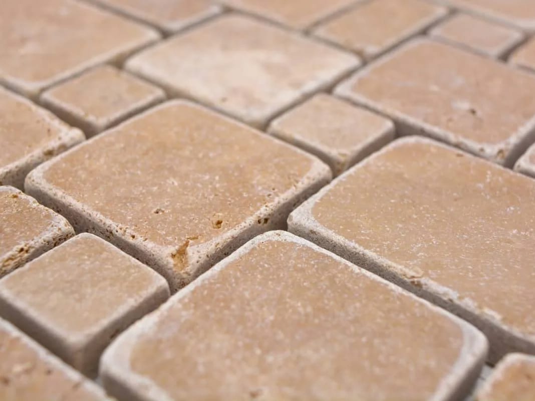 Пол из травертина грецкого ореха Mosaix Opus ARCH-00014578