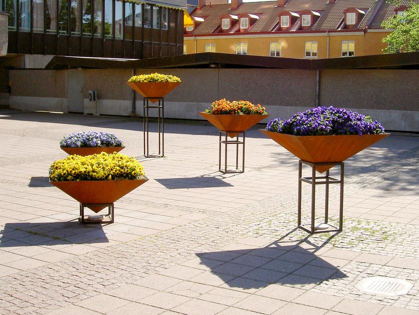 Nola Industrier Кашпо Corten ™ для общественных мест Egypt sun-id-1474848 - Вид №2