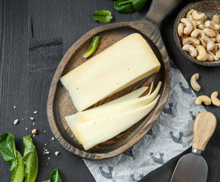 3055 Сыр "Тирольский" Вкусляндия 