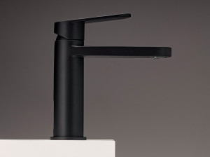 Смеситель для раковины из латуни