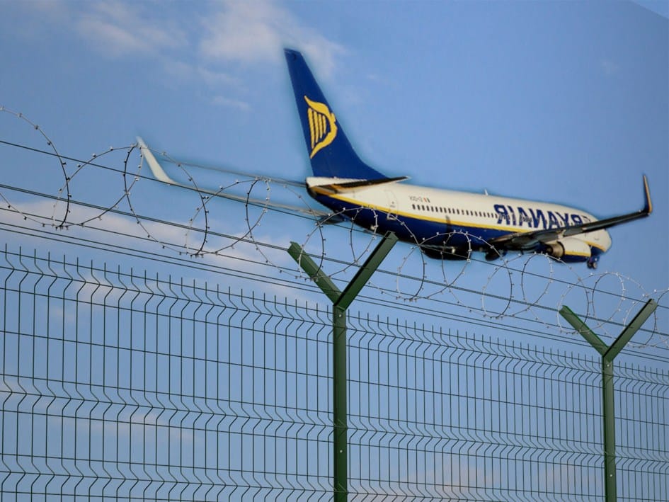 Изогнутые столбы для безопасности Ferro Bulloni колючая проволока, изогнутые столбы и концертина ARCH-00031496 - Вид №2