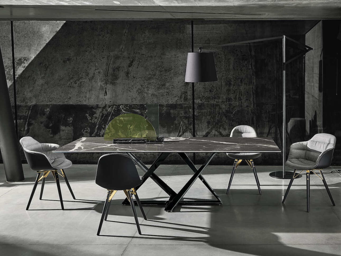 Прямоугольный обеденный стол из стали и дерева Bontempi Casa Millennium ARCH-00040042