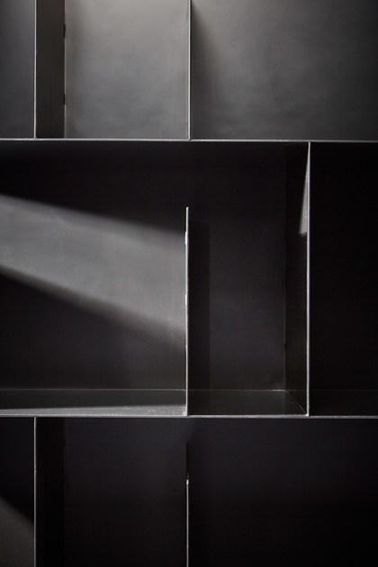 REDA AMALOU DESIGN Открытый книжный шкаф из стали и дерева sun-id-1443162 - Вид №3