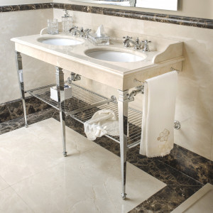 RE-CARRARA-2 3SC Столешница из белого каррарского мрамора с 2 раковинами Classico