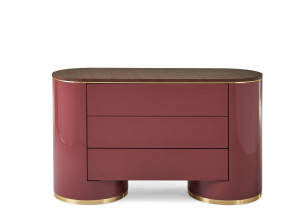 Деревянный комод