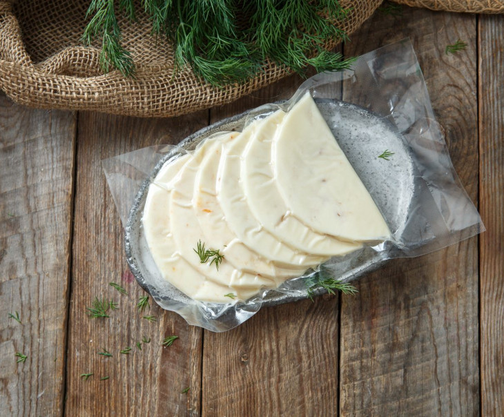 4054 Сыр "Качотта", нарезка ассорти Вкусляндия  - Вид №1