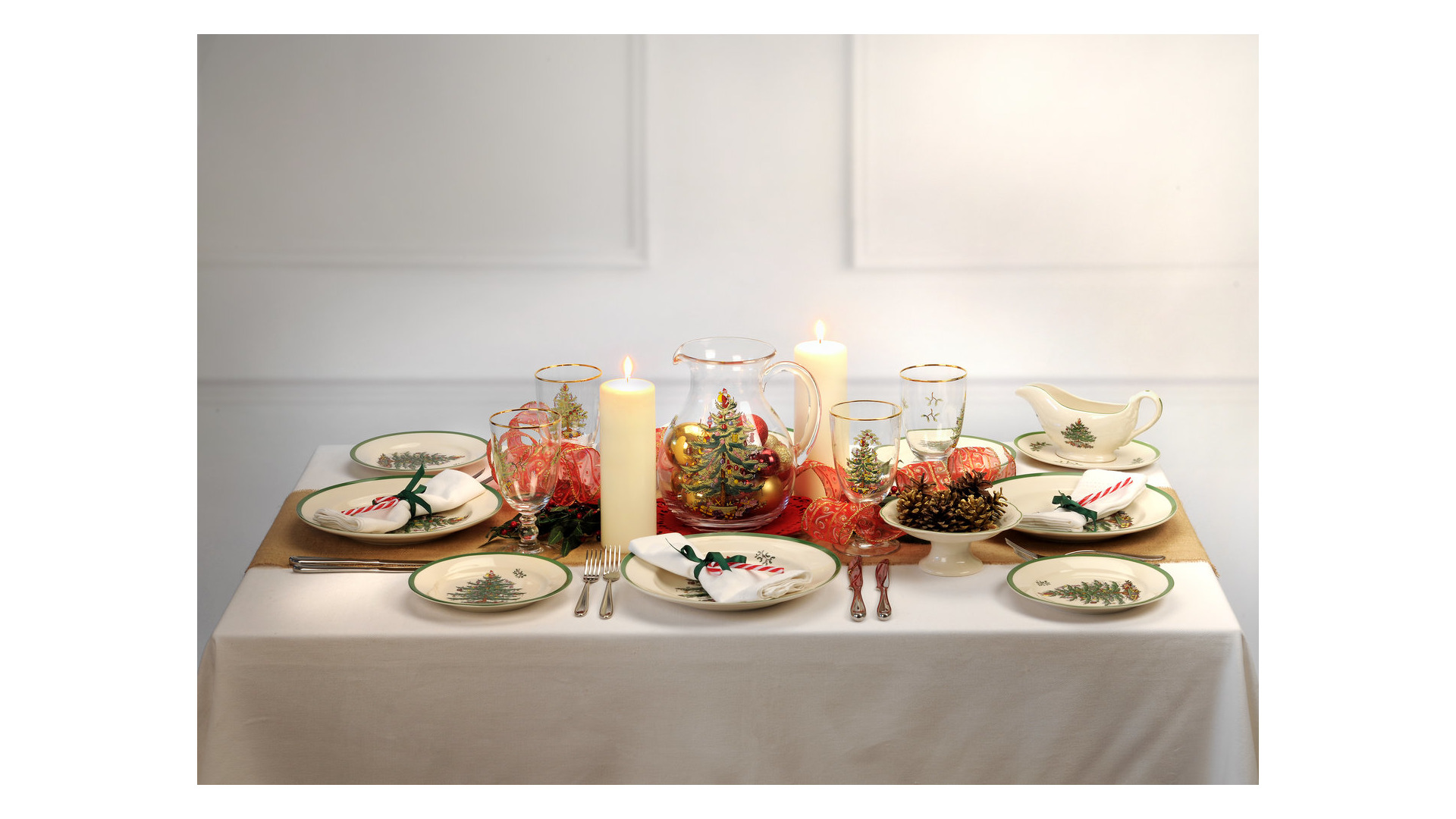 10566373 Spode Набор из 4 тарелок закусочных 20см "Рождественская ель" Фаянс  - Вид №3