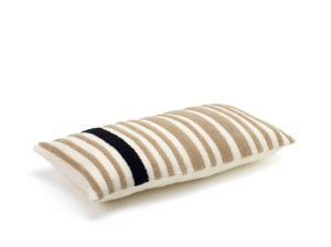 Льняная прямоугольная вышитая полосатая подушка