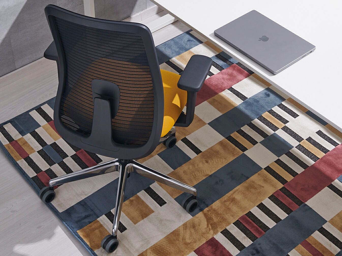 5-спицевое сетчатое вращающееся офисное кресло AP Factor Aspen ARCH-00006144 - Вид №2